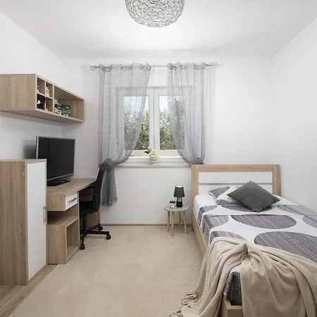 Villa Eman